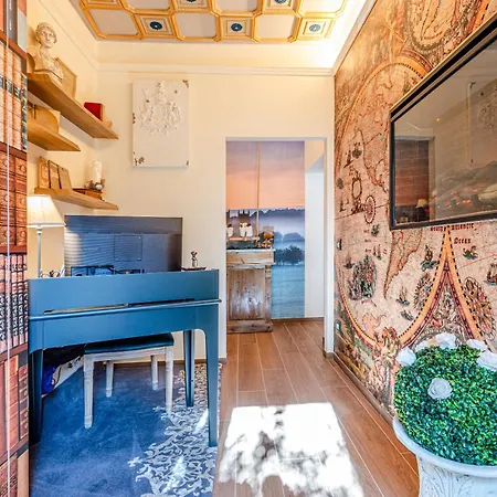 Altalena Luxury And Πανσιόν Σιένα
