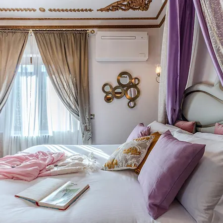 Altalena Luxury And סיינה