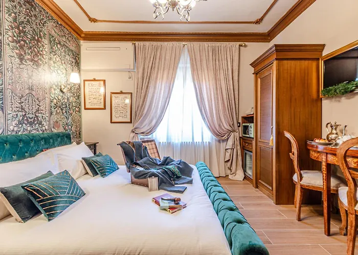 Altalena Luxury And Gasthuis 4*