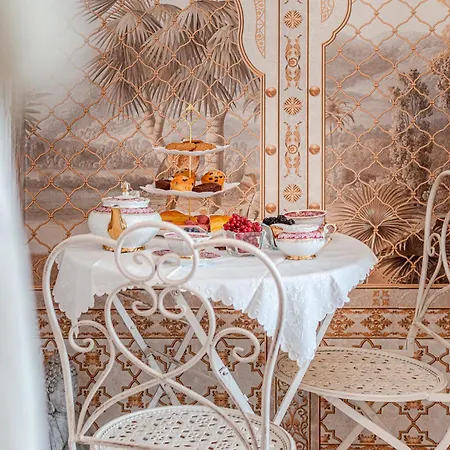 Altalena Luxury And 시에나