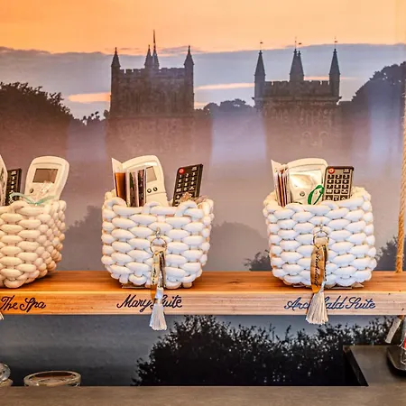 Affittacamere Altalena Luxury And 4*