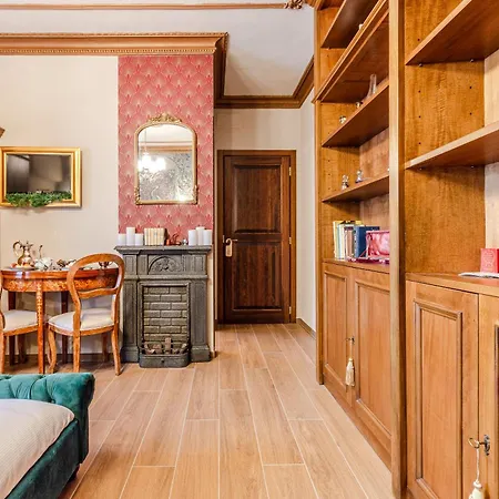 Altalena Luxury And 4* Siena