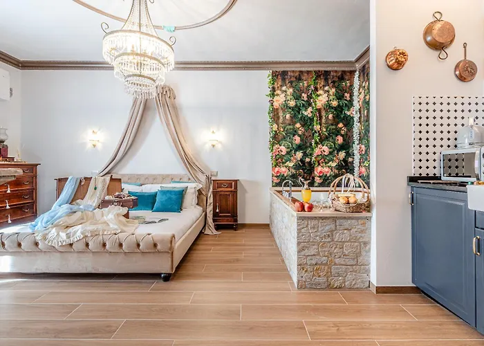 Altalena Luxury And סיינה